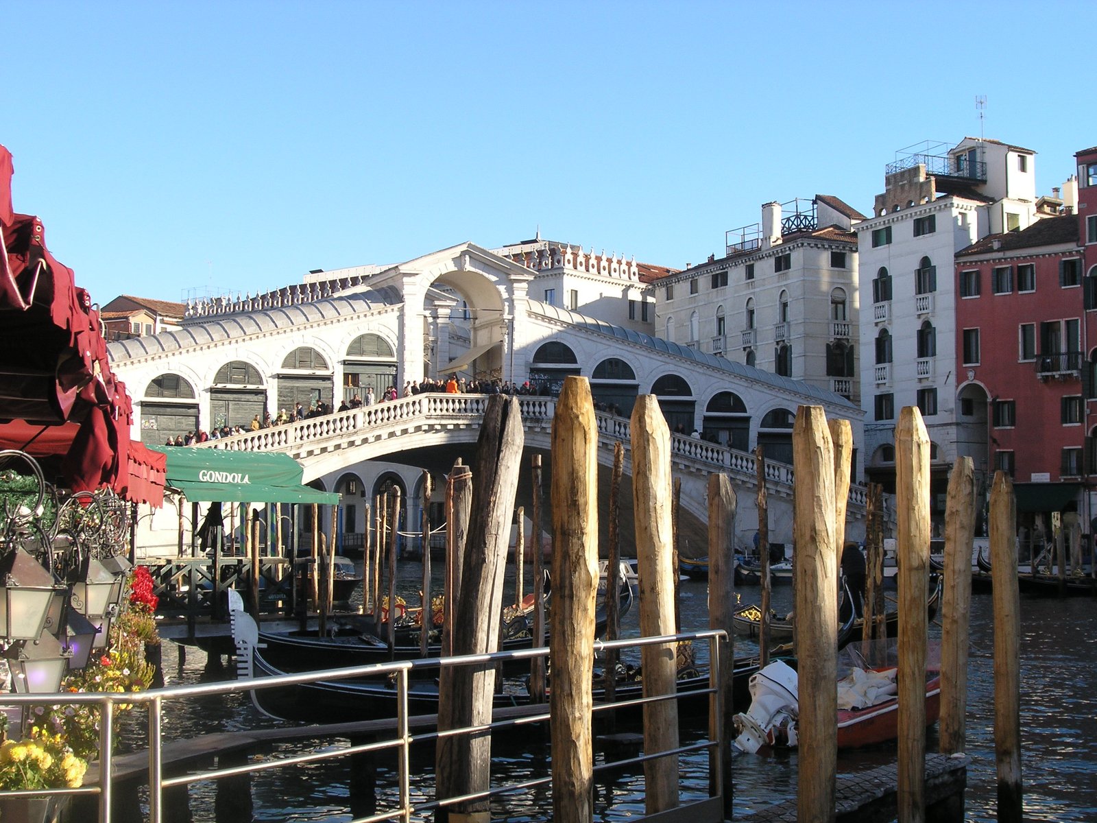 Rialto Bridge photo